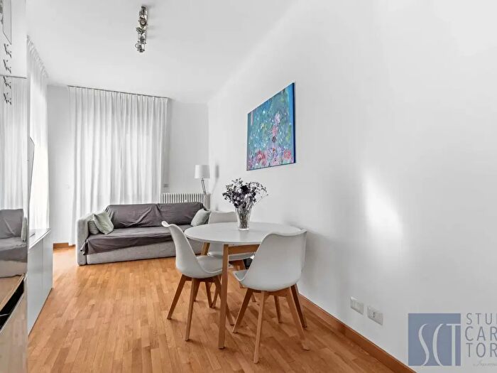 Appartamento bilocale in affitto in Via Carlo dAdda, Milano