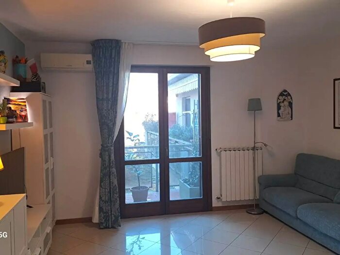 Appartamento con 6 locali in vendita in Sesto Fiorentino