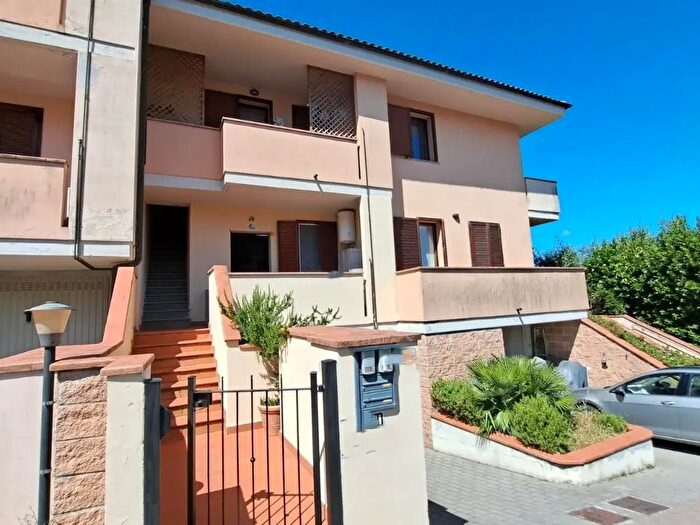 Appartamento trilocale in vendita in Rosignano Marittimo