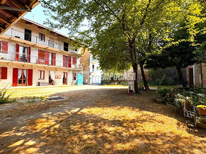 Casa con 7 locali in vendita in Via Trento, Mercenasco