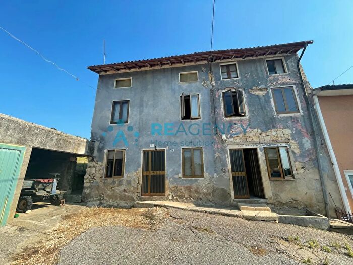 Casa con 5 locali in vendita in Via Boschi, Montecchio Maggiore
