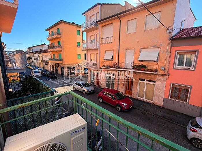 Casa con 5 locali in affitto in Via Giacomo Matteotti, Centro, Viareggio