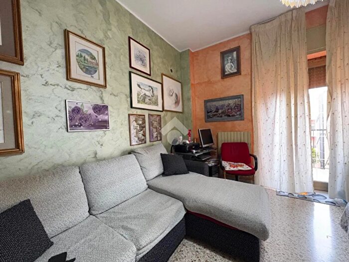 Appartamento trilocale in vendita in Via Silvio Sesti, Cosenza