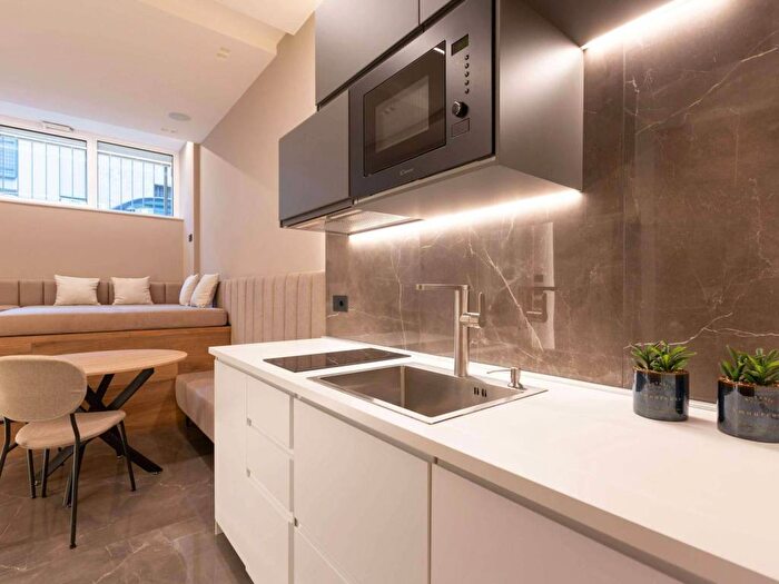 Appartamento monolocale in affitto in Via Francesco Daverio, Guastalla, Milano