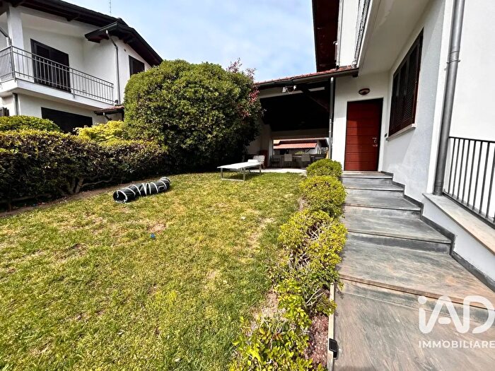Casa quadrilocale in vendita in Via dei Boschi, Nerviano