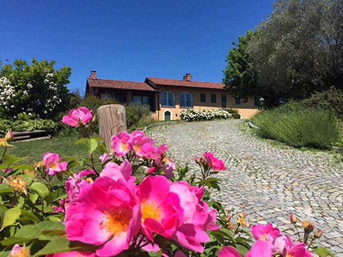 Casa con 6 locali in affitto in Strada Baldissero, Zona Periferica, Chieri