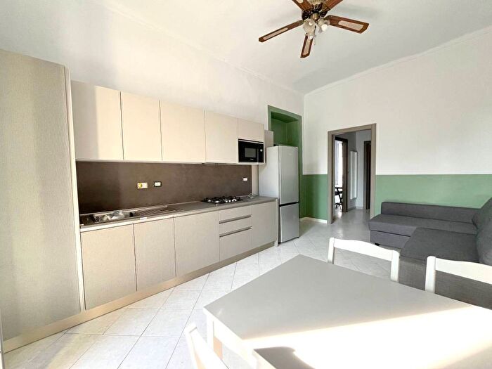 Appartamento trilocale in affitto in Via Dante di Nanni, San Paolo, Torino