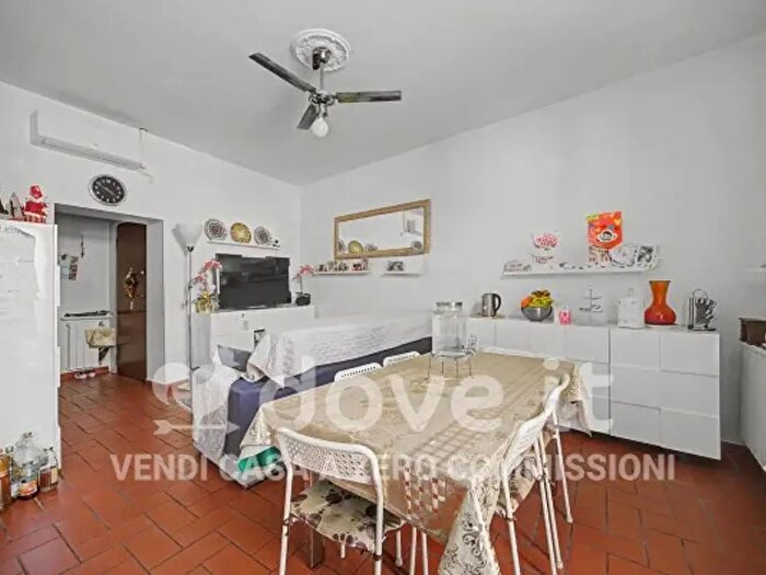 Appartamento quadrilocale in vendita in Via di Brozzi, Firenze