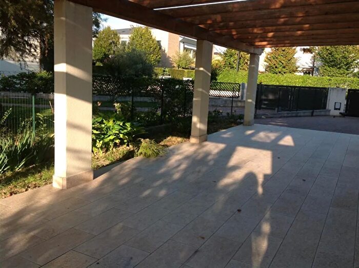 Casa con 9 locali in vendita in Via Casoni, Mogliano Veneto