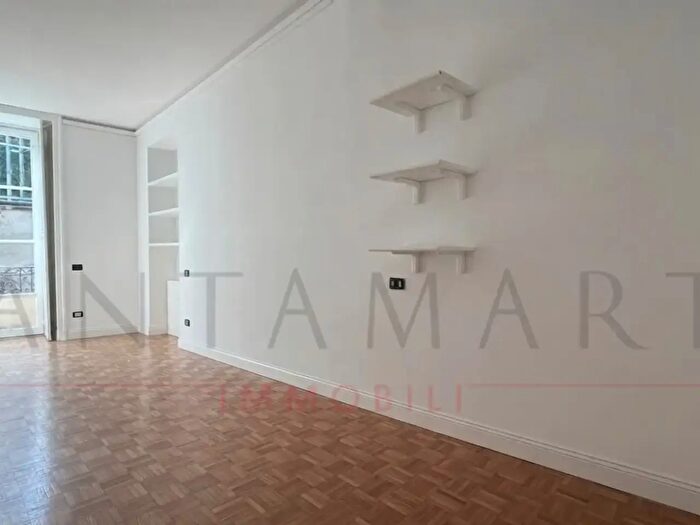 Appartamento bilocale in affitto in Via Arrigo Boito, Milano