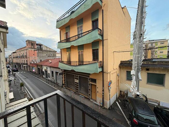 Appartamento con 5 locali in affitto in Via del Commercio, Catanzaro Lido, Catanzaro