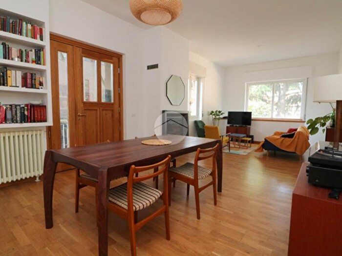 Appartamento con 5 locali in affitto in Via Canova, San Martino Ghisolfa, Rho