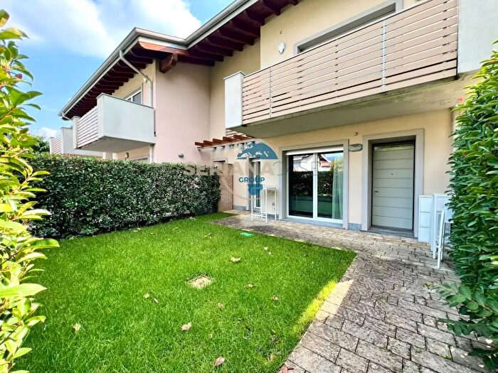 Appartamento trilocale in vendita in Via Alessandro Manzoni, San Paolo D'Argon