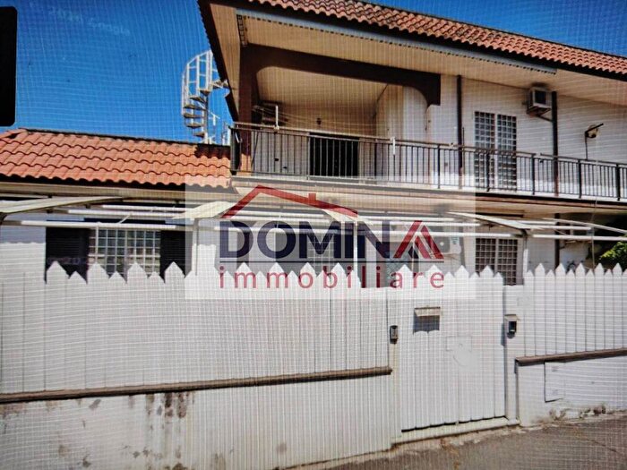 Appartamento quadrilocale in affitto in Via Bompietro, Rocca Cencia, Roma