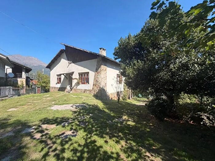 Casa quadrilocale in vendita in Località Vena, Cuorgne'