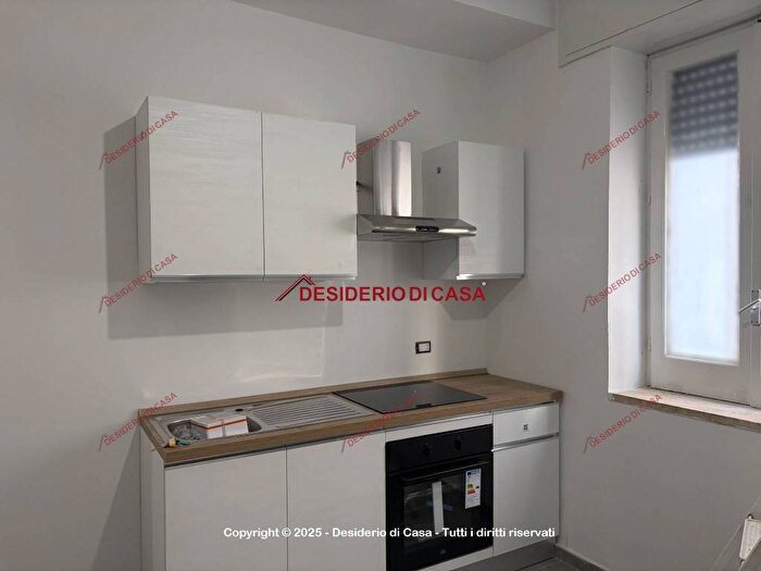 Appartamento trilocale in affitto in Via Trento, Centro, SantAgata di Militello