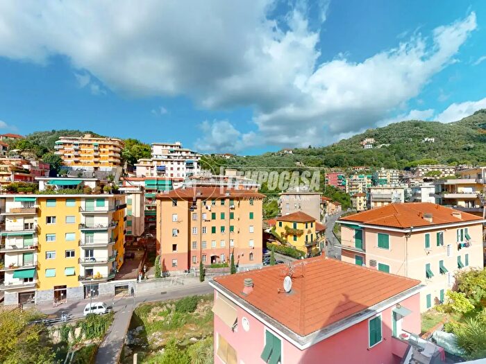 Appartamento quadrilocale in vendita in Rapallo