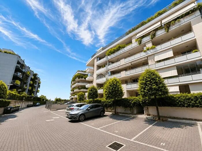 Appartamento trilocale in vendita in Via Alberto Giolitti, Roma