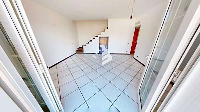 Casa quadrilocale in vendita in Via Tevere, Ardea