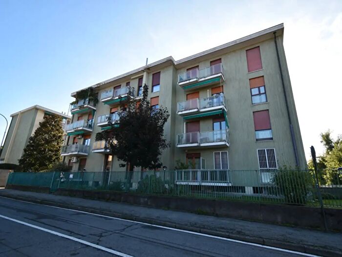 Appartamento bilocale in affitto in Via Giuseppe Parini, Arcore
