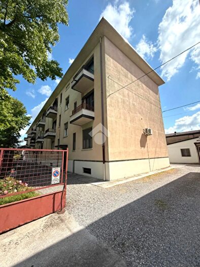 Appartamento trilocale in vendita in Via Giuseppe Verdi, Castelleone