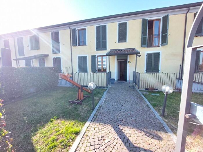 Casa con 6 locali in affitto in Via Emilia Ovest, Pablo Prati Bocchi, Parma