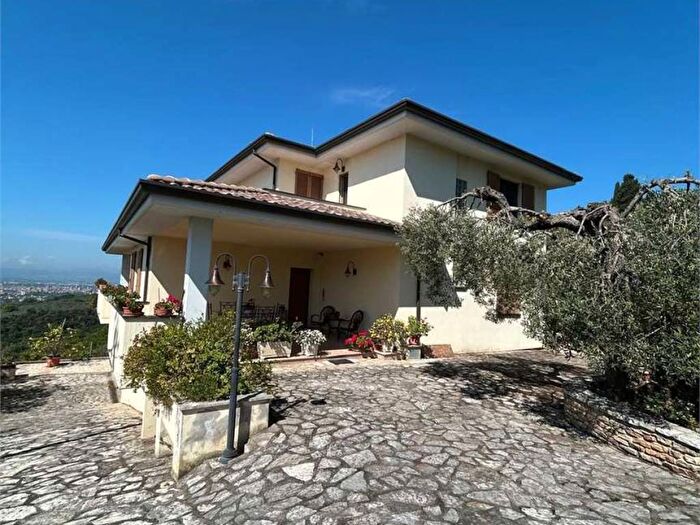 Appartamento bilocale in affitto in Valserra Valnerina, Terni