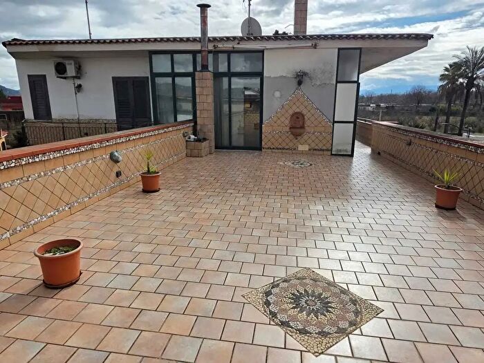 Appartamento trilocale in vendita in Via Settembre, Nola