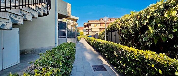 Appartamento quadrilocale in vendita in Via Simeto, Gravina Di Catania