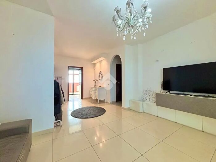 Appartamento trilocale in vendita in Lungomare IX Maggio, Bari