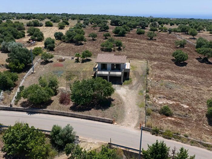 Casa con 5 locali in vendita in Contrada Guadagna, Scicli