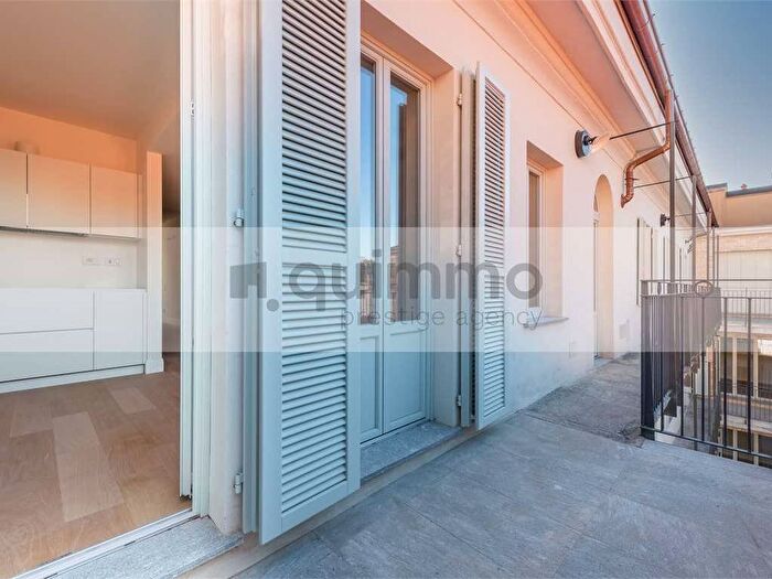 Appartamento trilocale in affitto in via bramante, Paolo Sarpi, Milano