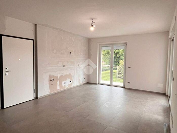 Appartamento trilocale in affitto in Via Vittorio Emanuele II, Centro, Bra