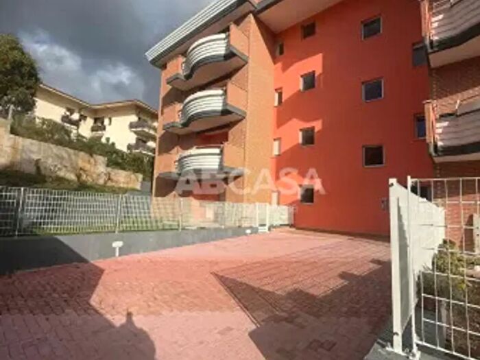 Appartamento quadrilocale in vendita in Via Colle Palazzo, Velletri