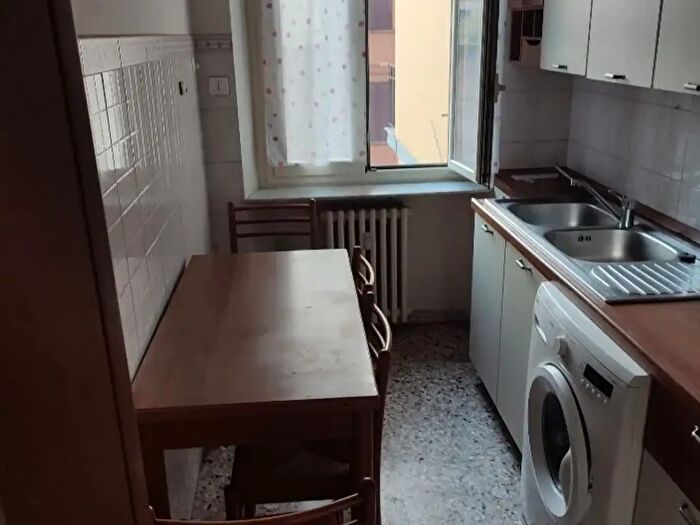 Appartamento trilocale in affitto in Via Candiani dOlivola, Casale Monferrato