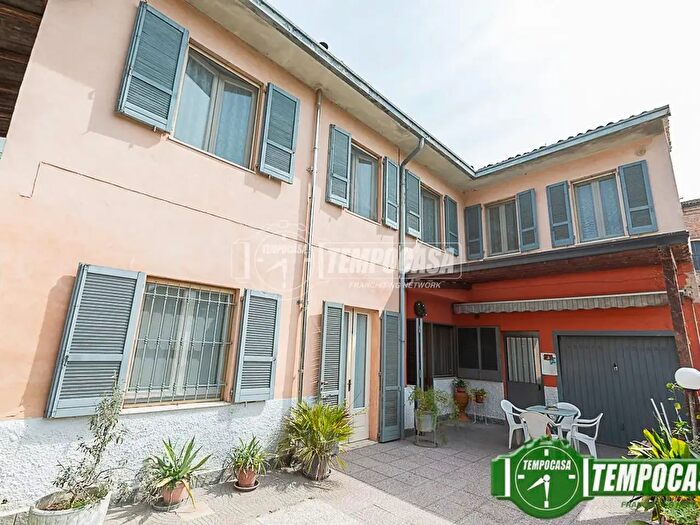 Casa quadrilocale in vendita in Credera Rubbiano