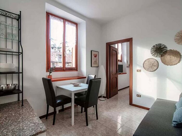 Appartamento bilocale in affitto in Piazza Roma, Centro Storico, Como