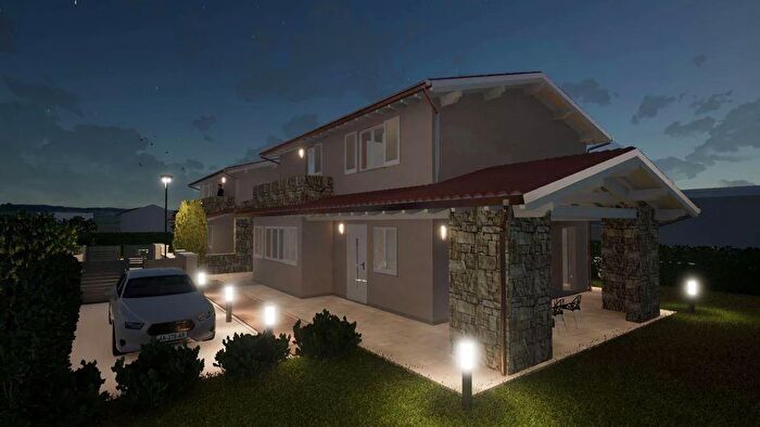 Casa con 6 locali in vendita in Via Carlina Castenaso, Castenaso