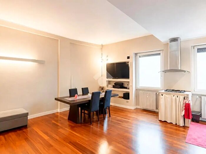 Appartamento bilocale in vendita in Via Rodolfo Carabelli, Milano