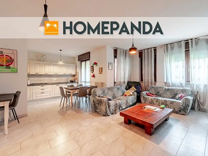 Appartamento trilocale in vendita in Via Filippo Palizzi a, Milano