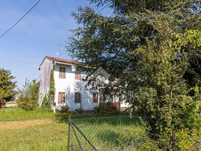 Casa con 6 locali in vendita in Via Fornera, Jesolo