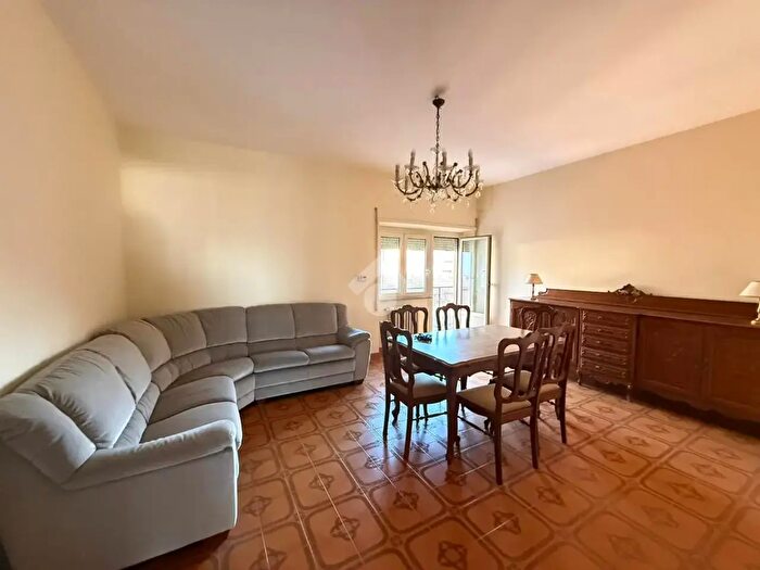 Appartamento con 5 locali in vendita in Via degli Ernici, Atina