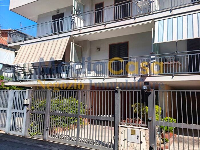 Casa quadrilocale in vendita in Via Tommaso De Amicis, Casaluce