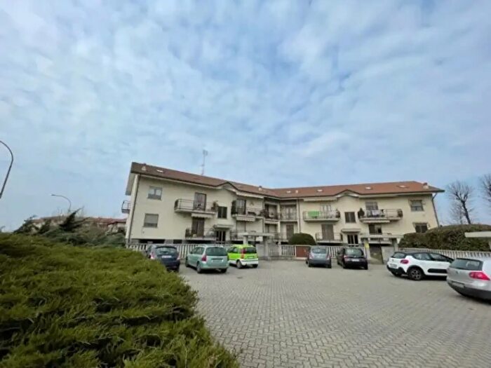 Appartamento con 6 locali in vendita in Via Felice Chiò, Crescentino