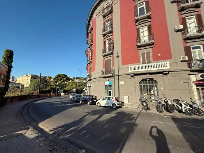 Appartamento trilocale in vendita in Corso Vittorio Emanuele, Napoli