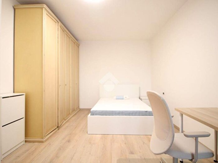 Appartamento trilocale in affitto in Via Salvatore Quasimodo, Centro Urbano, Cesena