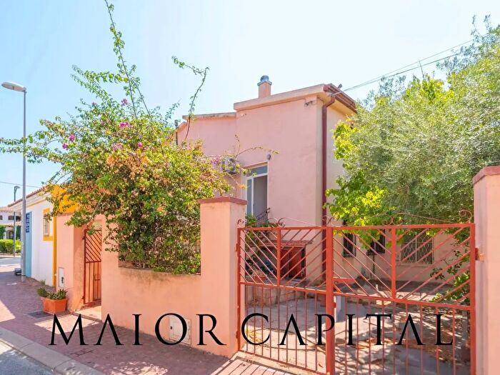 Appartamento con 5 locali in vendita in Budoni