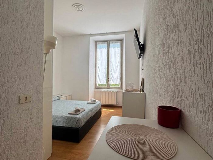 Appartamento bilocale in affitto in Viale Monte Nero, Montenero, Milano