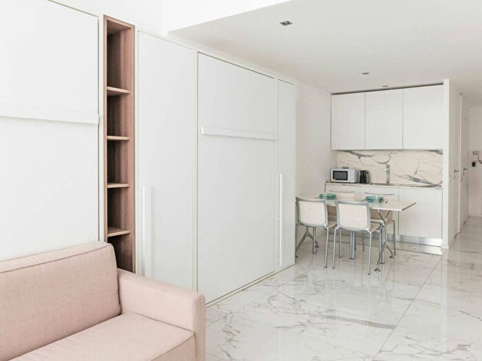 Appartamento monolocale in affitto in Via Privata della Passarella, Duomo, Milano