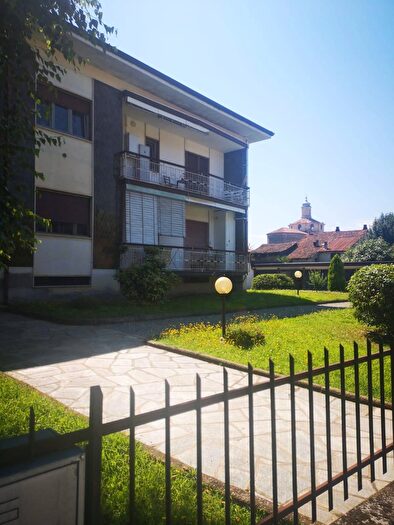 Appartamento quadrilocale in vendita in Via Roma, Cavaglia